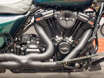 HARLEY DAVIDSON
