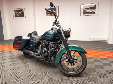 HARLEY DAVIDSON