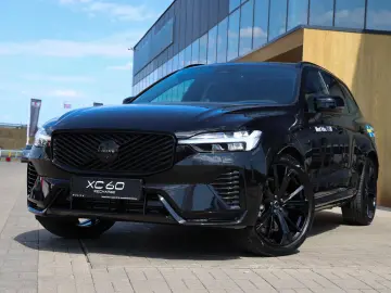 XC60 Ultra Black Edition T8 AT8 eAWD