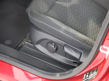 Puma 1.0 EcoBoost Hybrid TITANIUM