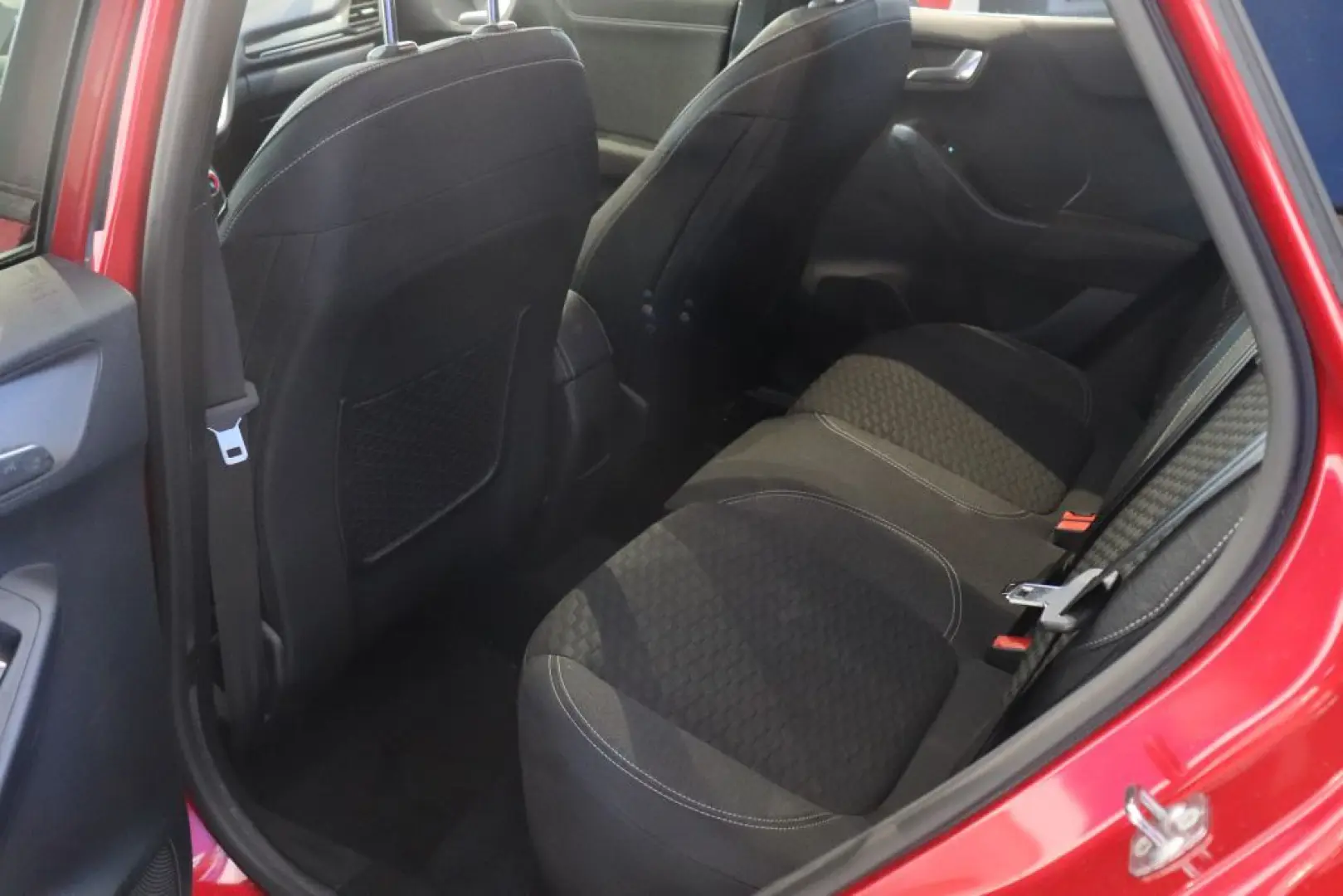 Puma 1.0 EcoBoost Hybrid TITANIUM