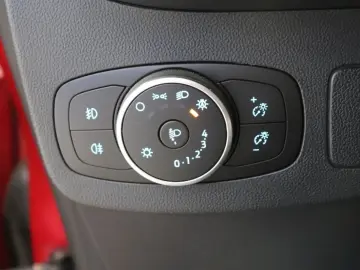 Puma 1.0 EcoBoost Hybrid TITANIUM
