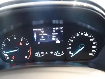Puma 1.0 EcoBoost Hybrid TITANIUM