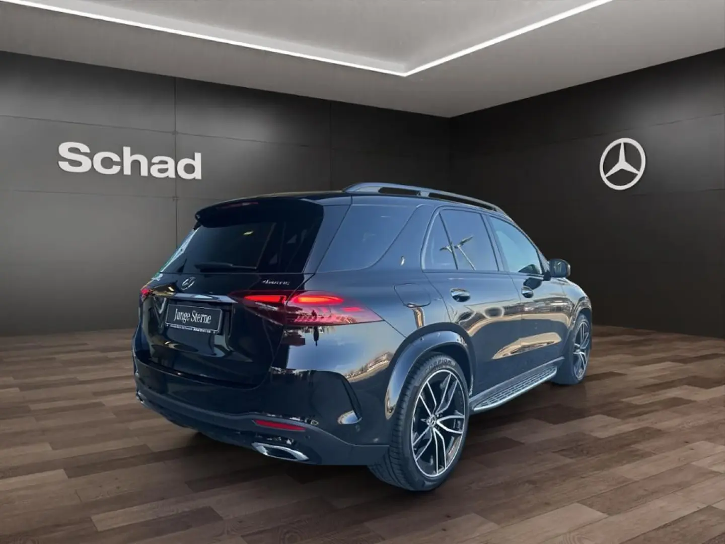 GLE 450 d 4M AMG+PANO+HUD+StHZ+AHK+360°+BURM+22'