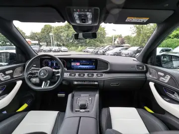 GLE 450 d 4M AMG Line Abstandstemp. LED Pano HUD