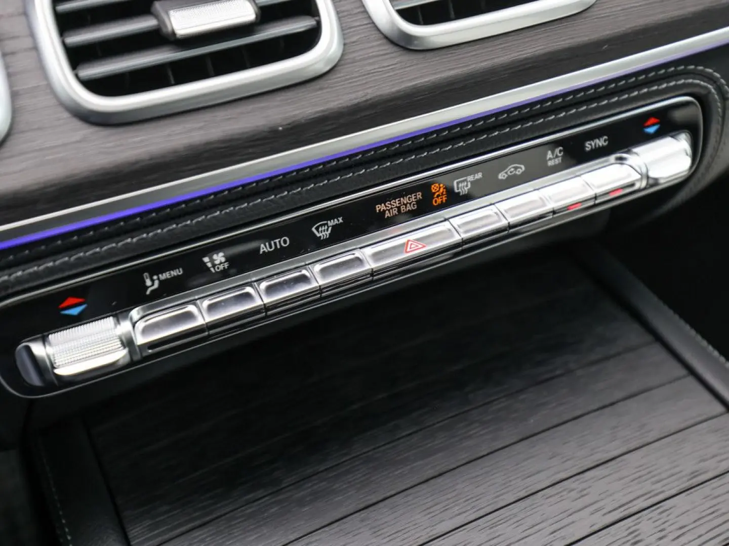 GLE 450 d 4M AMG Line Abstandstemp. LED Pano HUD