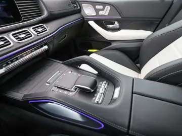 GLE 450 d 4M AMG Line Abstandstemp. LED Pano HUD