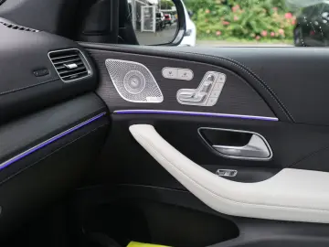 GLE 450 d 4M AMG Line Abstandstemp. LED Pano HUD