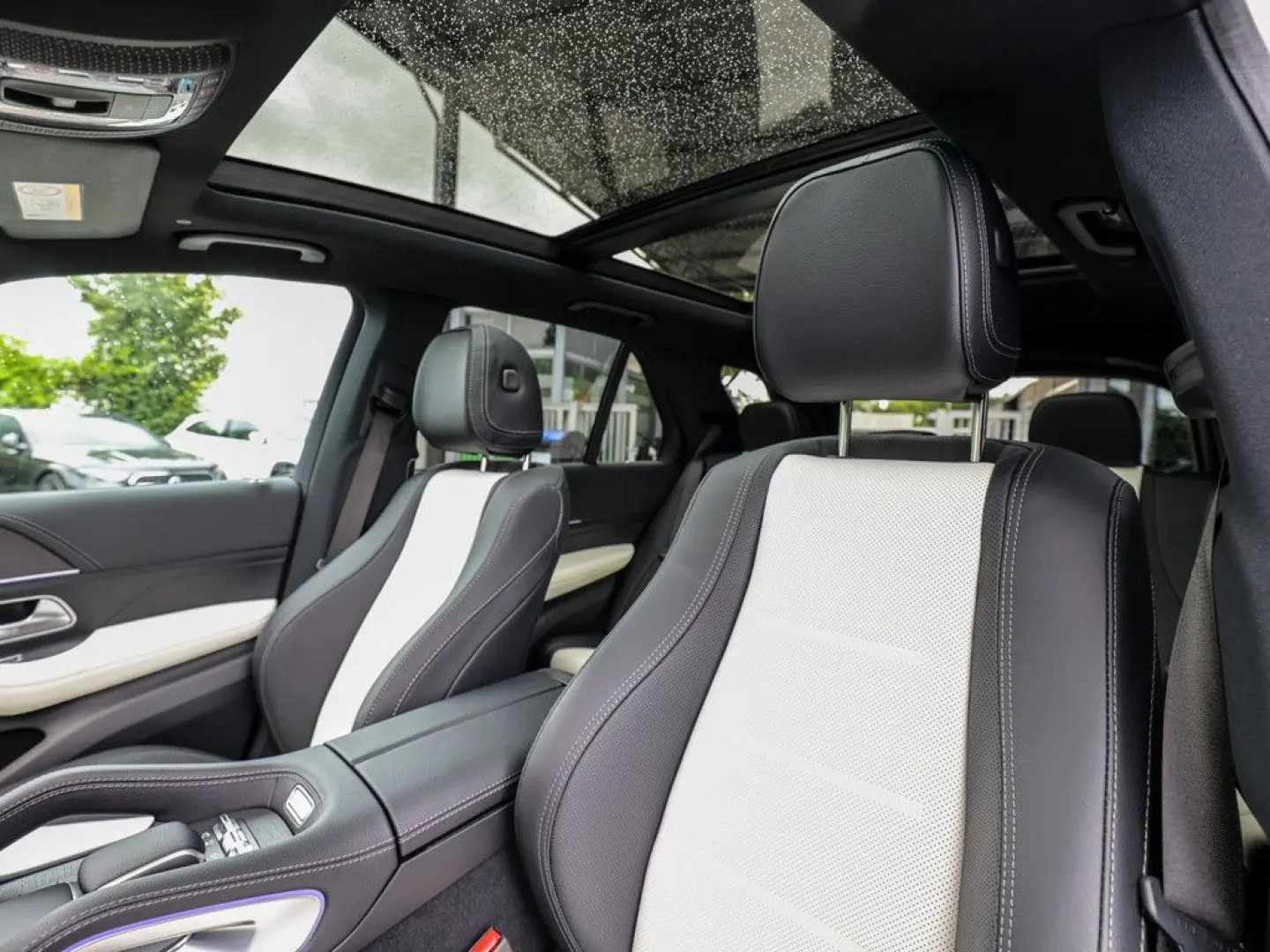 GLE 450 d 4M AMG Line Abstandstemp. LED Pano HUD