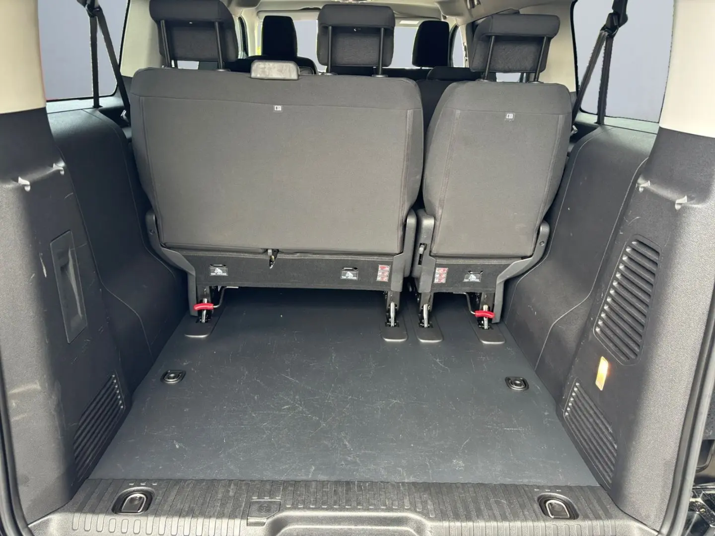 Proace 2,0l-D-4D L2 Verso Shuttle Comfort *ACC*