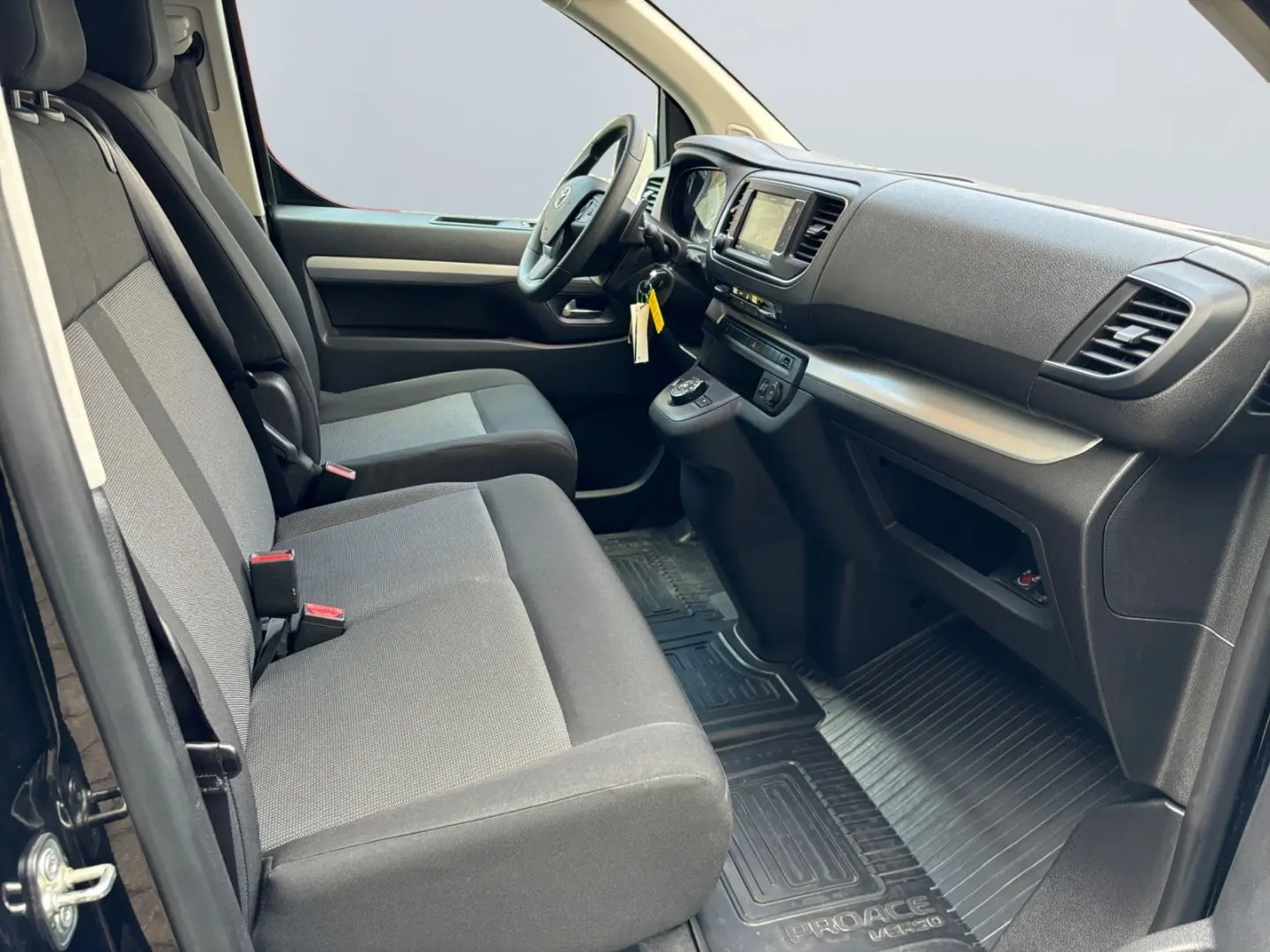 Proace 2,0l-D-4D L2 Verso Shuttle Comfort *ACC*