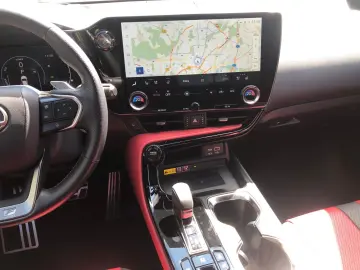 NX 350h E-Four F-Sport HUD Panoramadach 360° Kam