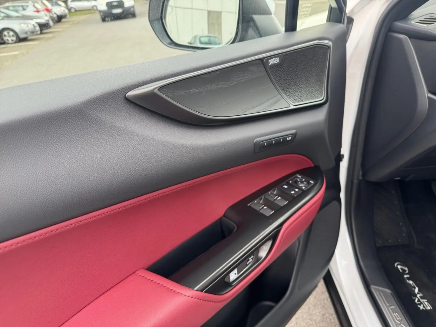NX 350h E-FOUR Luxury Line *HUD*Pano*360*4x SHZ*