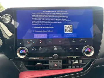 NX 350h E-FOUR Luxury Line *HUD*Pano*360*4x SHZ*