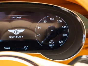 2024 Bentley Bentayga Azure V8