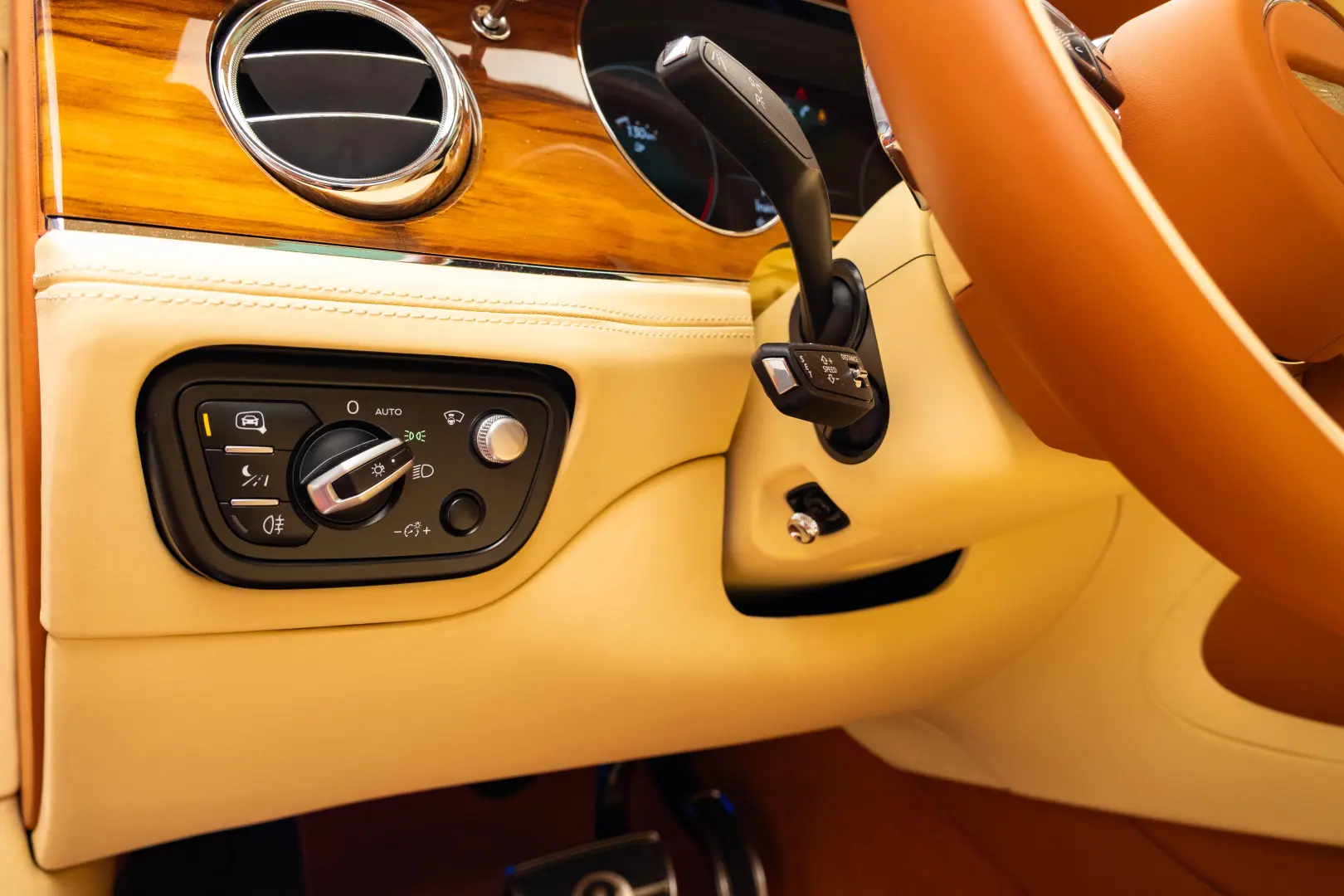 2024 Bentley Bentayga Azure V8