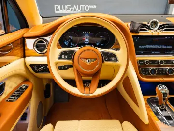2024 Bentley Bentayga Azure V8