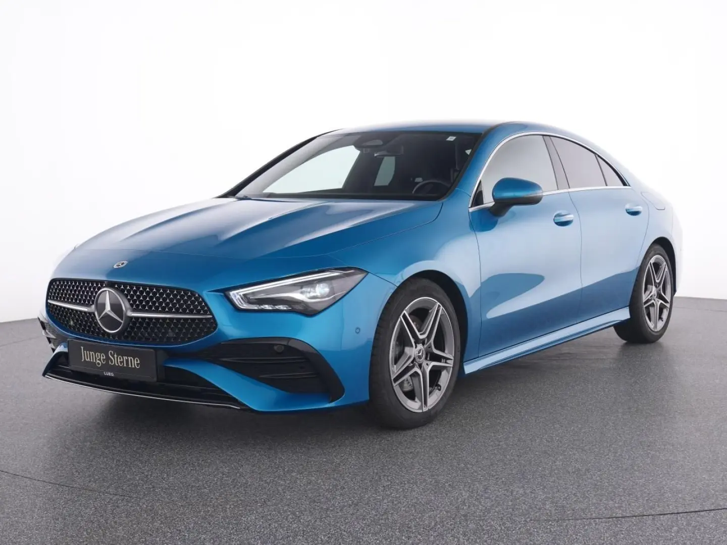 MERCEDES BENZ CLA 200 d AMG+MBUX+LED+Mem+Amb+LEASING