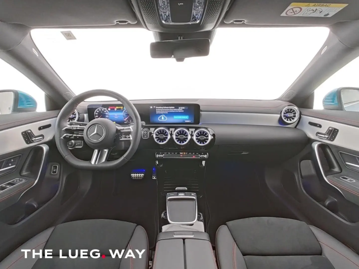 MERCEDES BENZ CLA 200 d AMG+MBUX+LED+Mem+Amb+LEASING