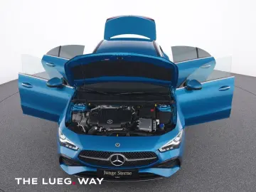 MERCEDES BENZ CLA 200 d AMG+MBUX+LED+Mem+Amb+LEASING