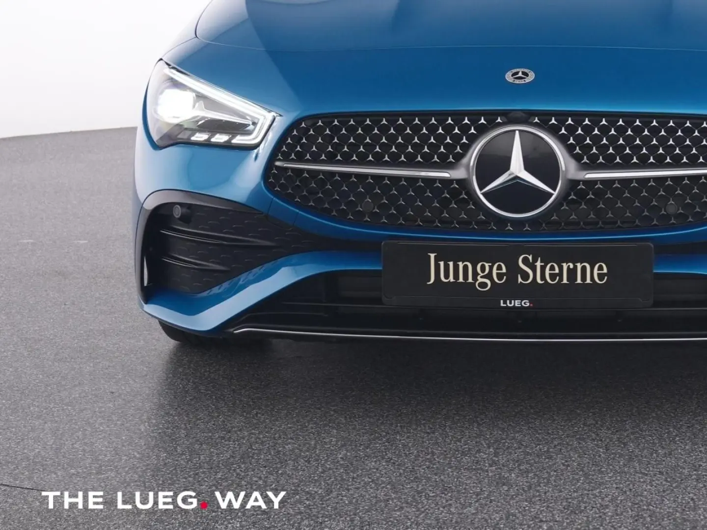 MERCEDES BENZ CLA 200 d AMG+MBUX+LED+Mem+Amb+LEASING