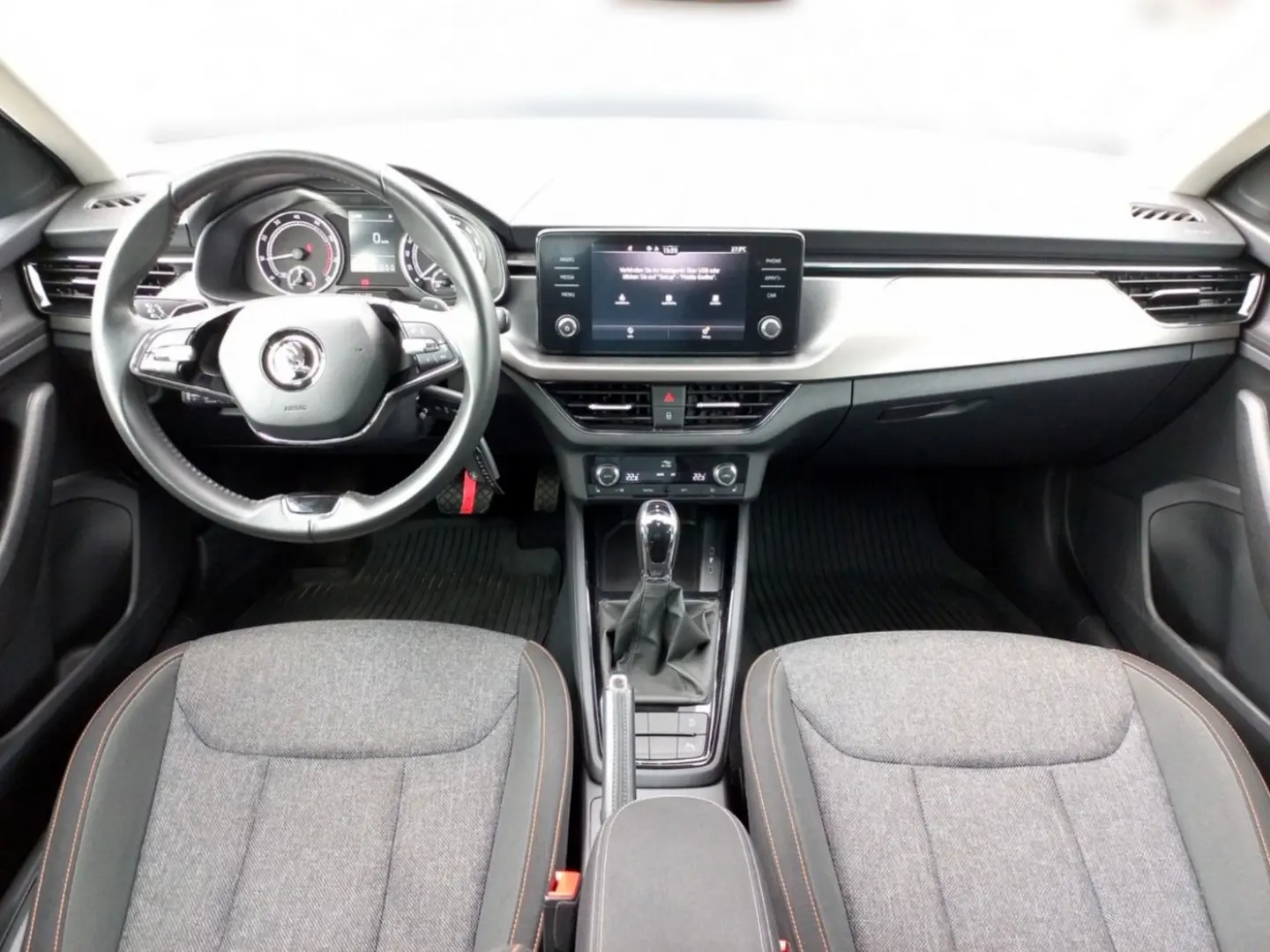 SKODA Kamiq 1.5 TSI Clever DSG Kam. ACC LEASING