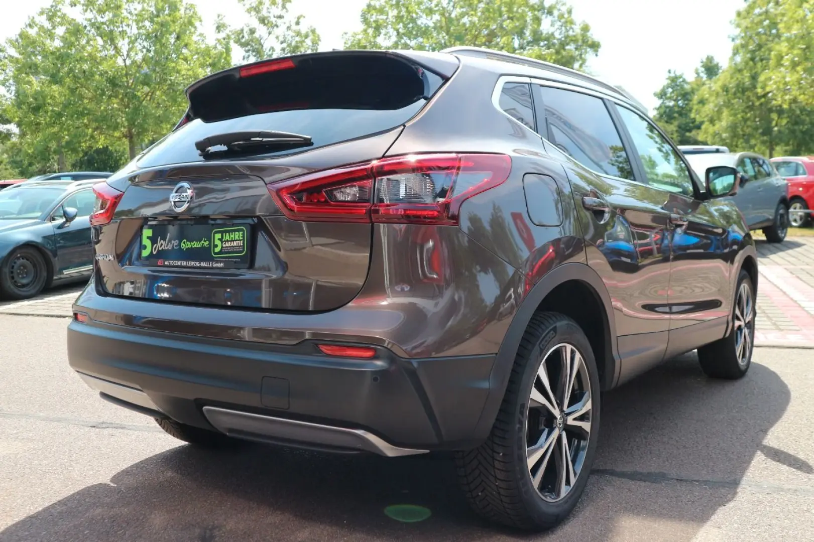 NISSAN Qashqai 1.3 DIG-T DCT Navi Pano LEASING