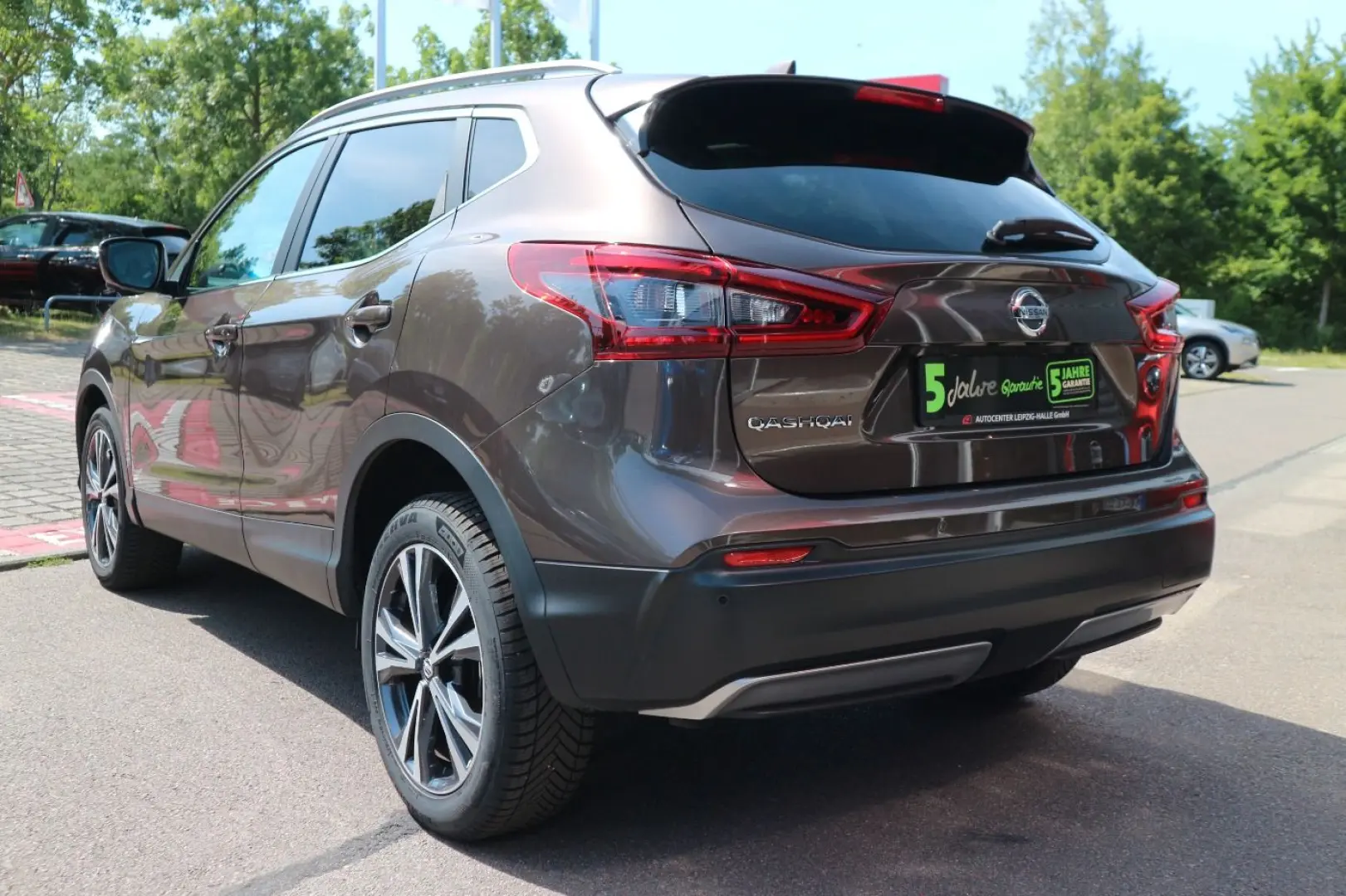 NISSAN Qashqai 1.3 DIG-T DCT Navi Pano LEASING
