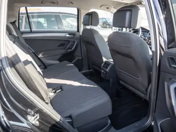 VOLKSWAGEN Tiguan Allspace 2.0 TDI ACC HUD LEASING
