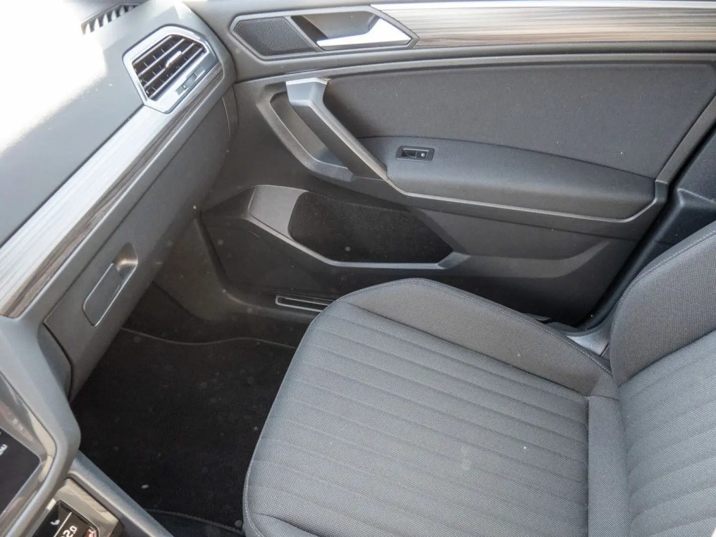 VOLKSWAGEN Tiguan Allspace 2.0 TDI ACC HUD LEASING