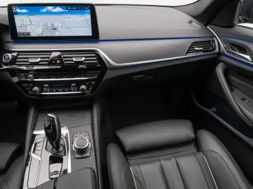 BMW 540d xD M Sport Laser HUD HiFi LEASING