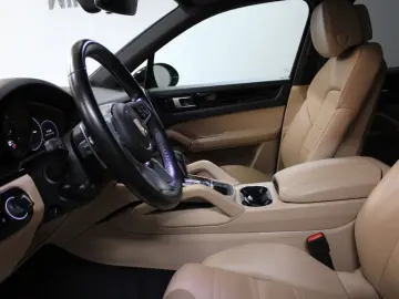 PORSCHE Cayenne 3.0 V6 ACC°Pano°LED°LEASING
