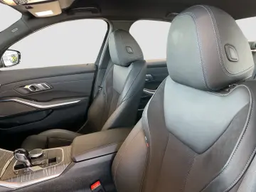 BMW 330e Limousine M Sport Navi Harman/K Head-Up LEASING