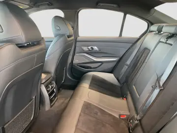 BMW 330e Limousine M Sport Navi Harman/K Head-Up LEASING