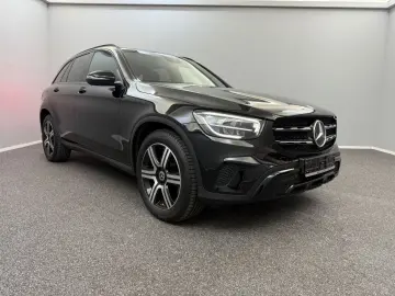 MERCEDES BENZ GLC 200d 4M Night*PANO*DISTR+*LEASING