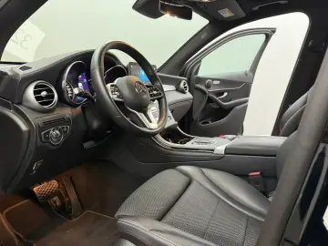 MERCEDES BENZ GLC 200d 4M Night*PANO*DISTR+*LEASING