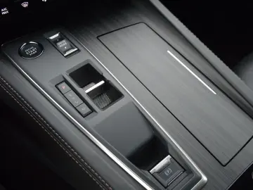 PEUGEOT 508 GT
