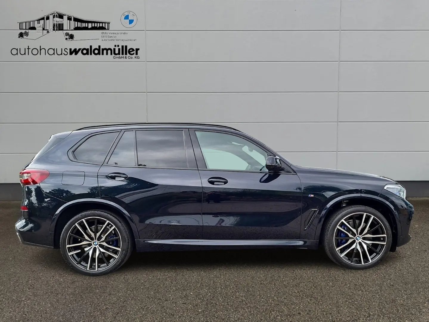 BMW X5 xDrive40d M Sportpaket TV B&W LEASING