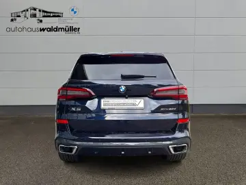 BMW X5 xDrive40d M Sportpaket TV B&W LEASING