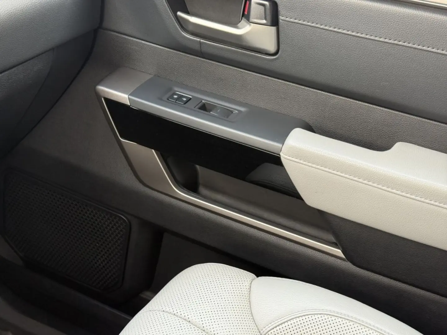 TOYOTA Tundra Double Cab Limited TRD Off Road LEASING