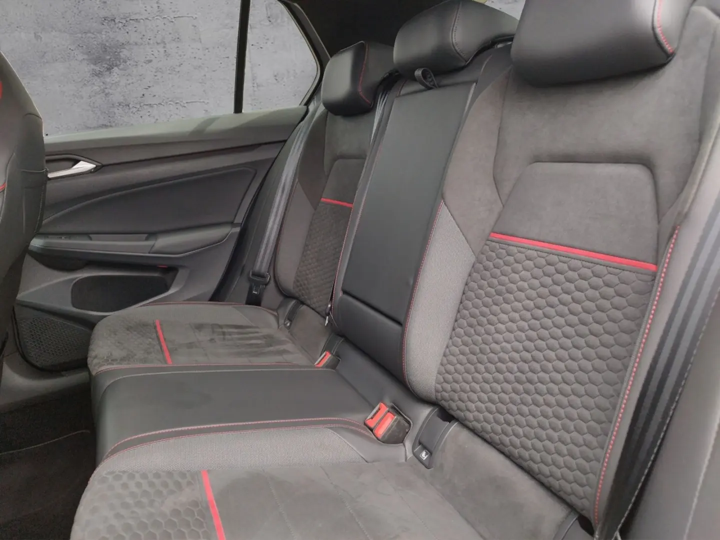 VOLKSWAGEN Golf VIII GTI Clubsport 2.0 TSI DSG LEASING
