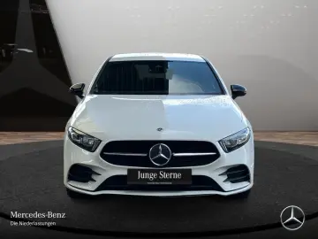 MERCEDES BENZ A250 e AMG/Night/LED/CarPlay/LEASING