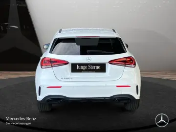 MERCEDES BENZ A250 e AMG/Night/LED/CarPlay/LEASING