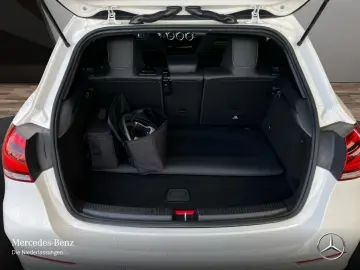 MERCEDES BENZ A250 e AMG/Night/LED/CarPlay/LEASING