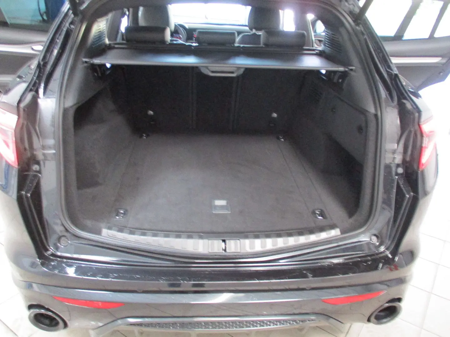 ALFA ROMEO Stelvio Veloce Q4 LEASING