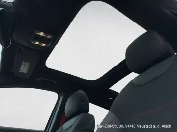 MERCEDES BENZ GLA 35 AMG 4M+PANO+MBEAM+360°+LEASING