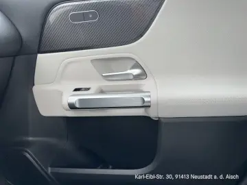 MERCEDES BENZ GLB 250 AMG+LED+LEASING