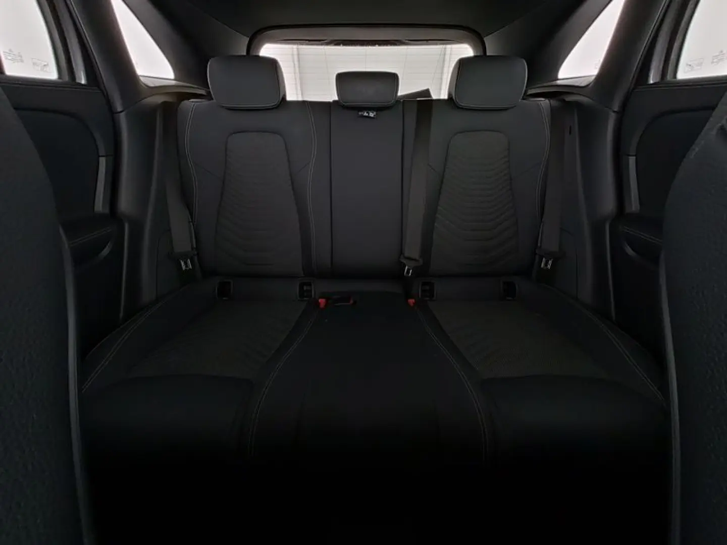 MERCDES BENZ GLA 180 PROGRESSIVE +KAMERA+LED+LEASING