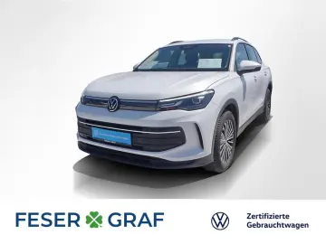 Tiguan 2.0 TDI Life DSG ACC AHK RüKa Sitzh.