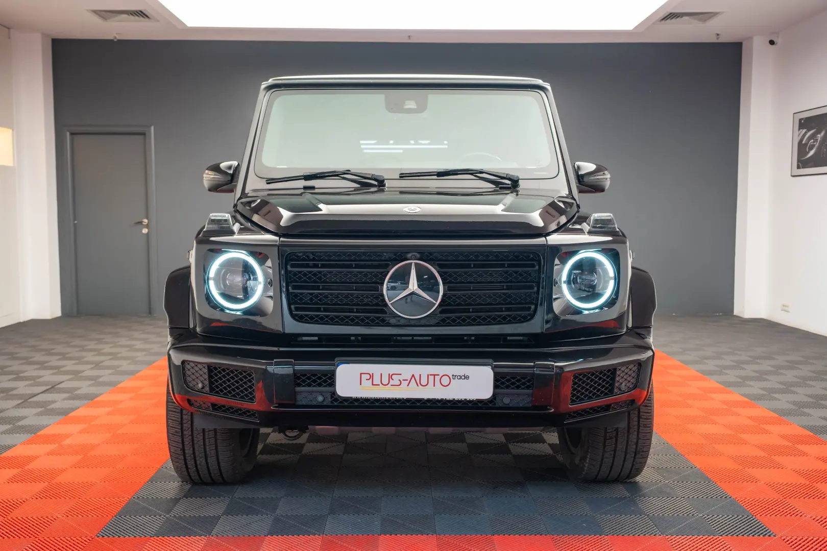 Mercedes Benz G500